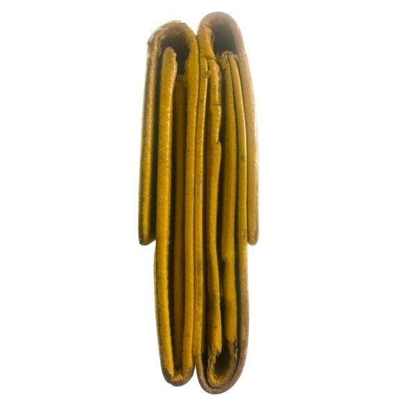 💛 Chanel Wallet Coco Button Double Snap Yellow Leather Compact Trifold Vintage - Picture 8 of 15